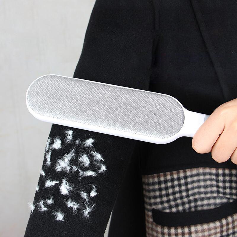Self-Cleaning Pet Hair Remover