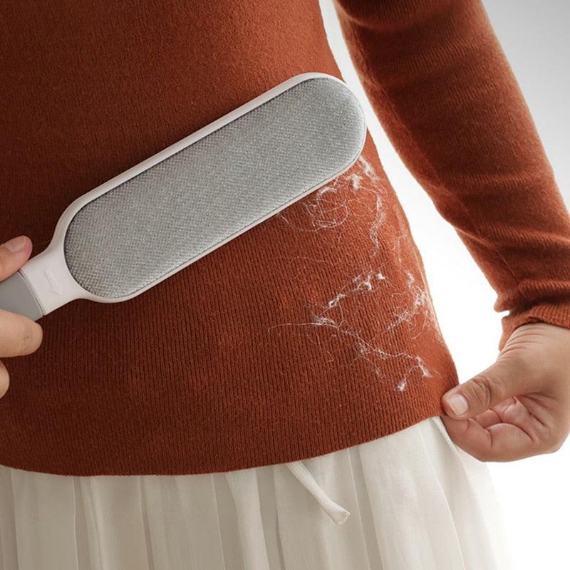 Self-Cleaning Pet Hair Remover